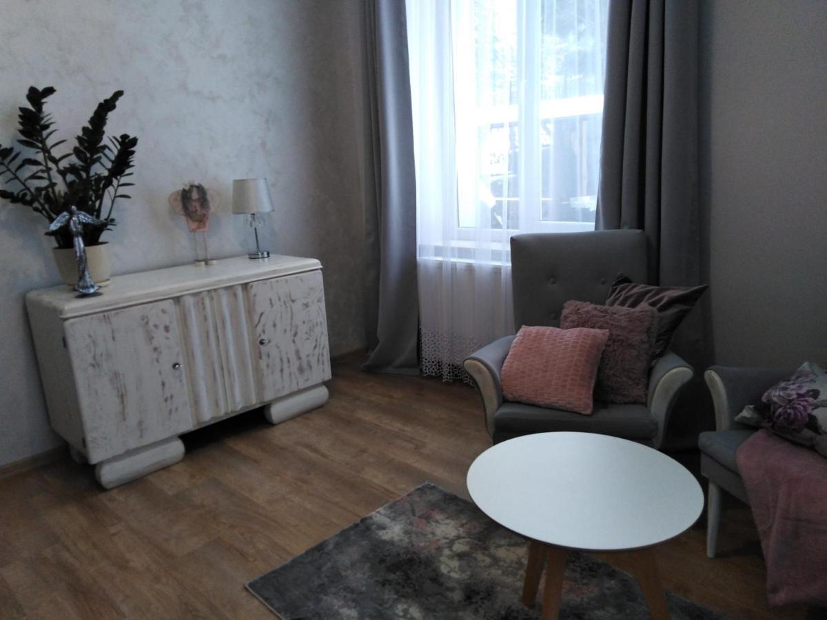 Apartament Joanna Sanok Esterno foto