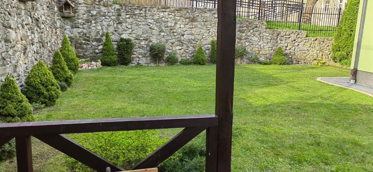 Apartament Joanna Sanok Esterno foto